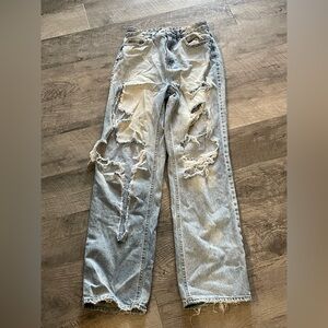 PacSun Light denim Distressed Women's 90’s boyfriend  jeans super distressed
